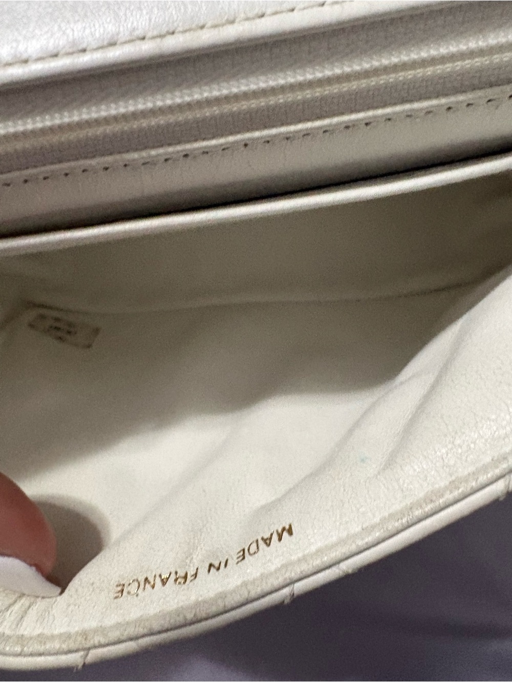 Authentic CHANEL White Quilted Leather Shoulder Bag with Stitched CC - Picture 9 of 14